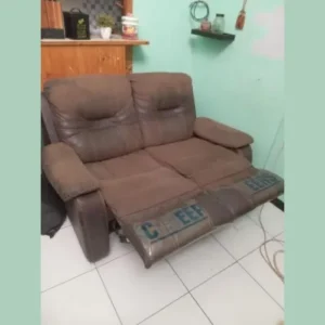 Dijual sofa 2 seater murah di Depok